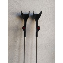 Pair of anti-magnetic forearm crutches for MRI